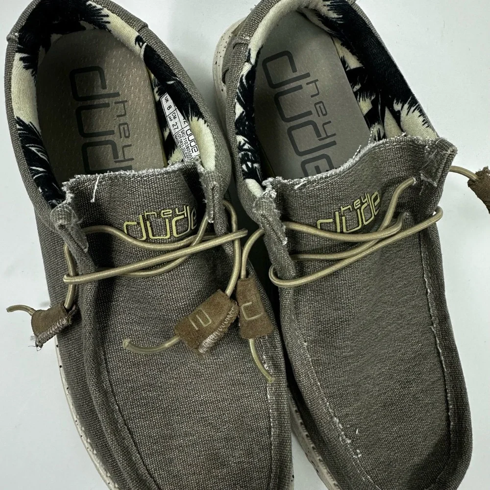 Hey Dude Men's Wally Stretch Gray Canvas Loafers